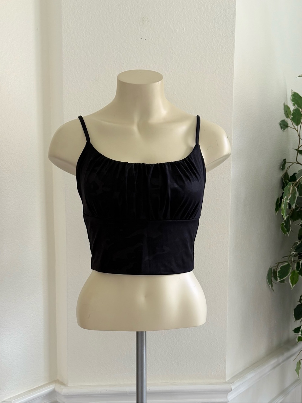 Zyia Active Black Spaghetti Strap Crop Top